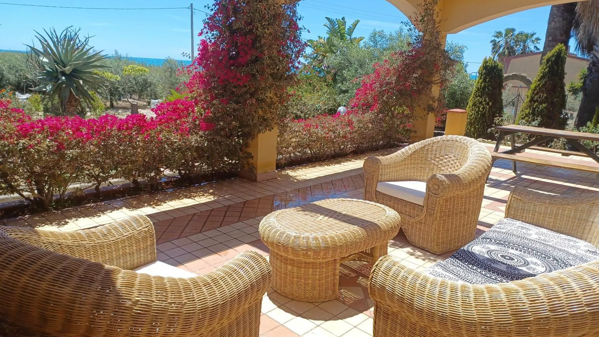 Vela Vega Hostel Butera